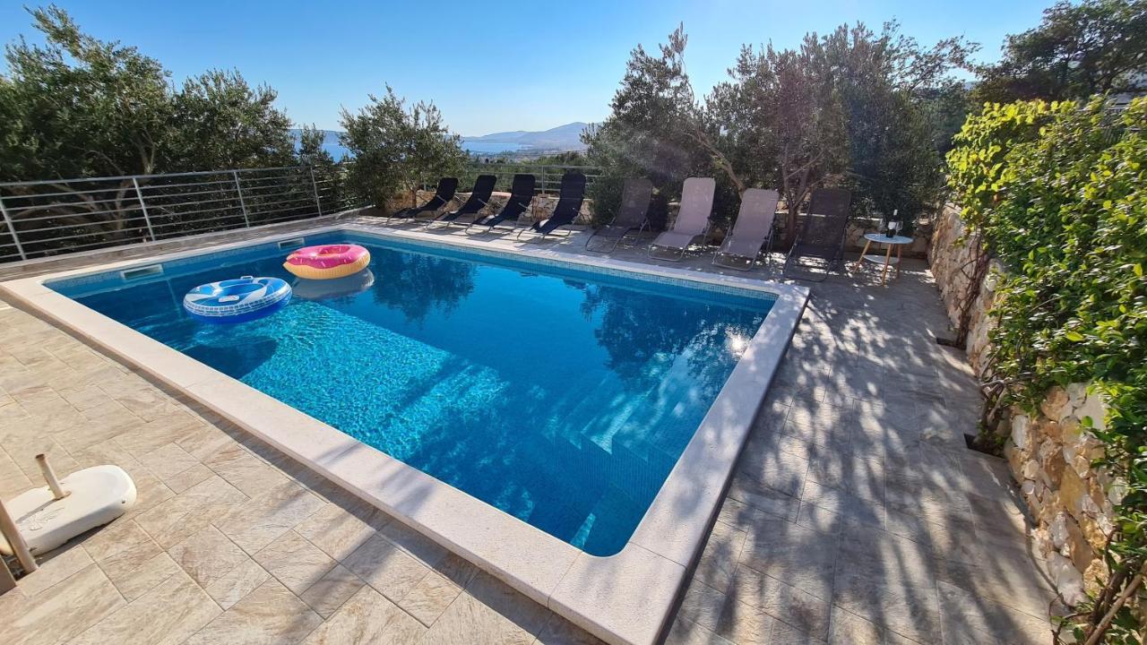 Luxury Villa Ana With Private Pool And Sea View