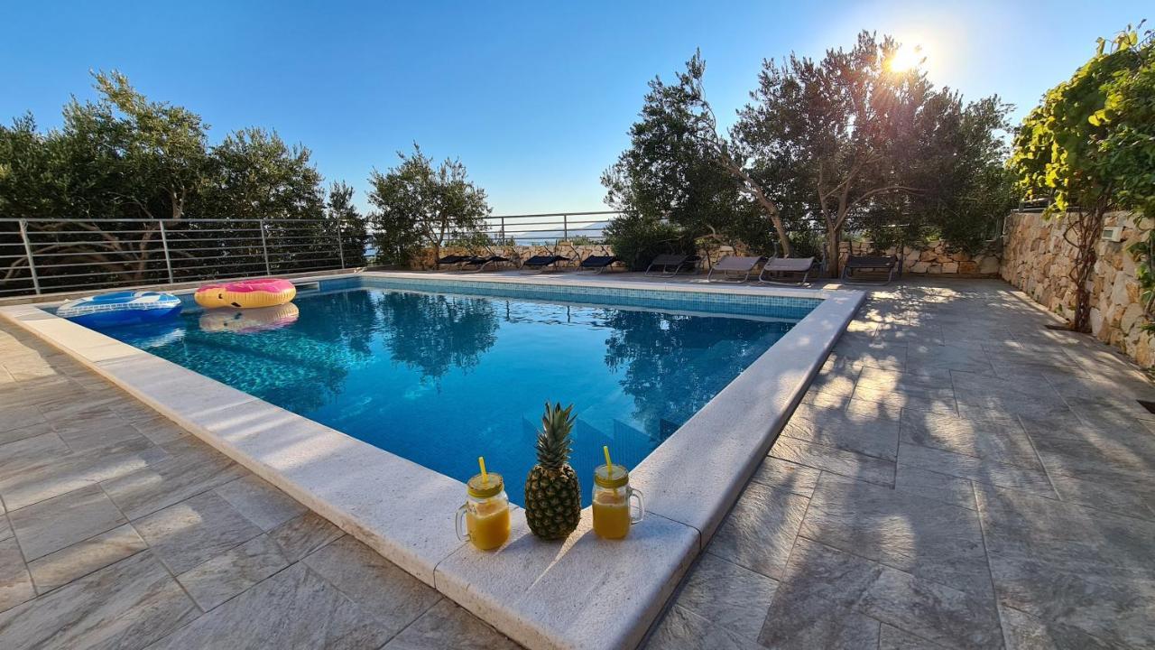 Luxury Villa Ana With Private Pool And Sea View Vila Kastela