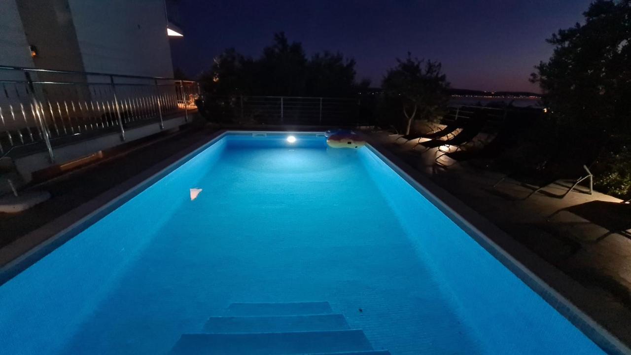 Vila Luxury Villa Ana With Private Pool And Sea View Kastela