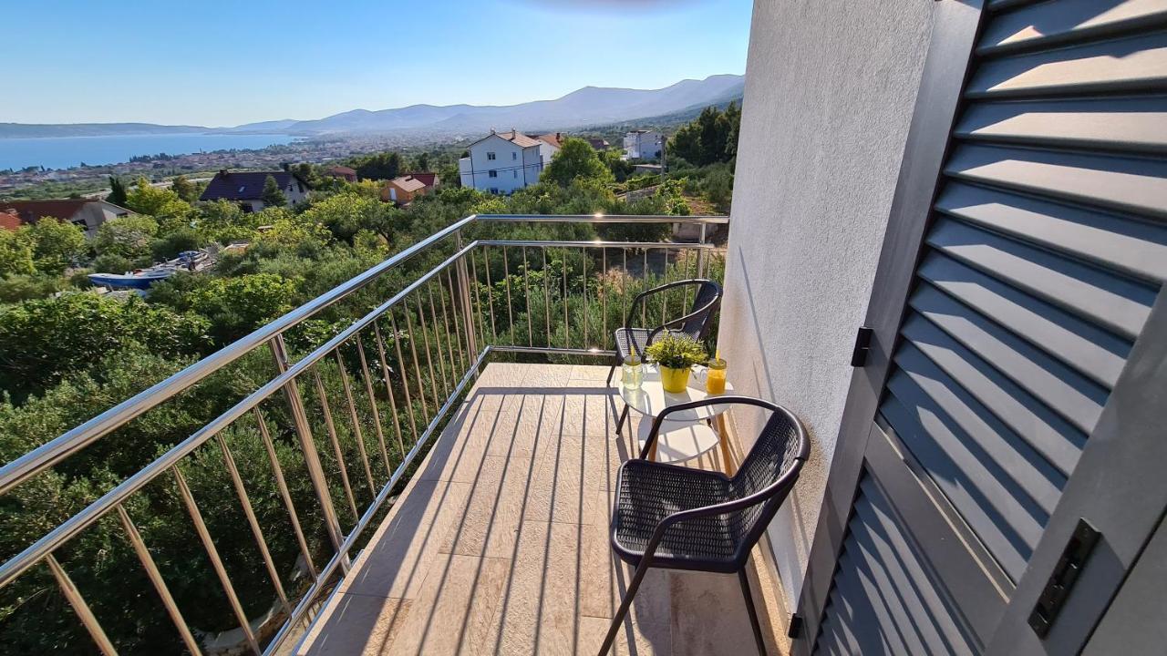 Villa Luxury Villa Ana With Private Pool And Sea View Kastela