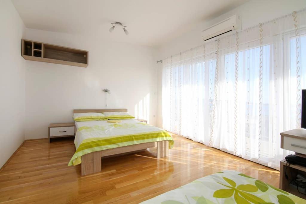 Luxury Villa Ana With Private Pool And Sea View * Kastela